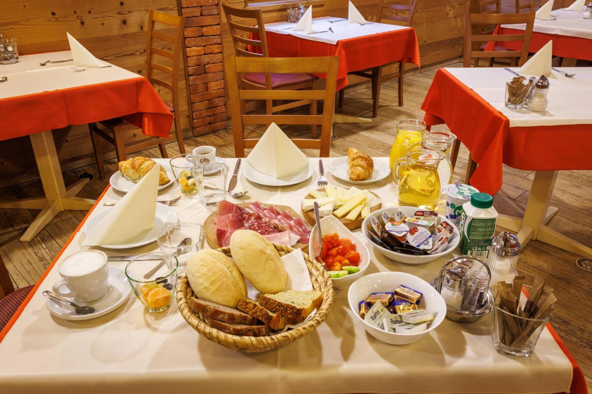 Mobile House Vegov Hram Hotel Dol pri Ljubljani Kültér fotó